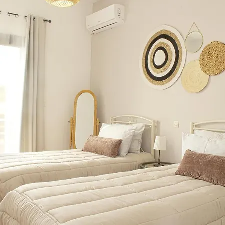 Ayerina First Floor Apartamento
